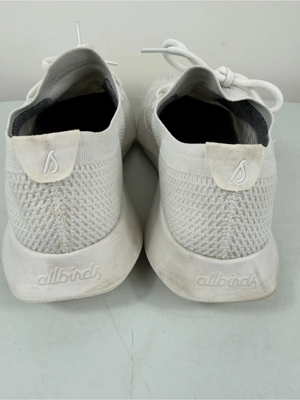 Allbirds Men’s Low Top Knit Lace-Up Athletic Sneakers White Casual Activewear